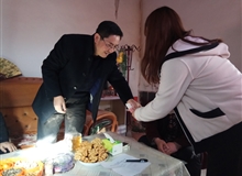 學院寒假期間開展向家庭經濟困難學生送溫暖活動